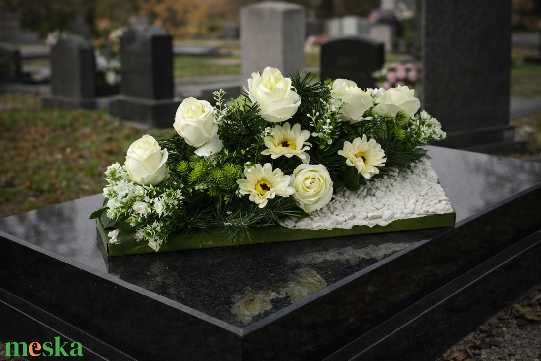 Rózsás temetői dísz - otthon & életmód - vallás - temetkezési tárgy - sírdísz, kegyeleti dísz - Meska.hu