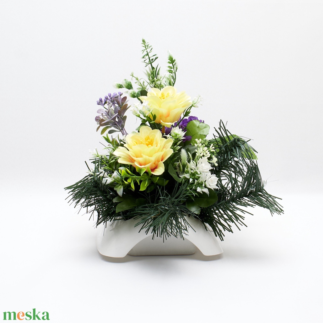  Tavaszi hangulatú temetői dísz sárga és lila virágokkal - otthon & életmód - vallás - temetkezési tárgy - sírdísz, kegyeleti dísz - Meska.hu