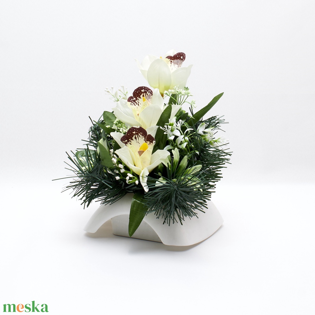 Elegáns orchideás temetői dísz fehér-zöld színvilágban - otthon & életmód - vallás - temetkezési tárgy - sírdísz, kegyeleti dísz - Meska.hu