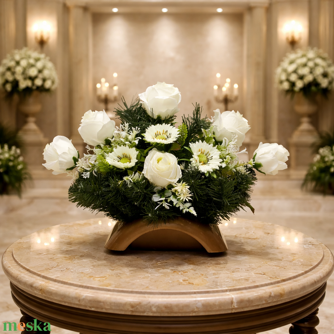 Fehér, letisztult sírdísz művirágokkal - otthon & életmód - vallás - temetkezési tárgy - sírdísz, kegyeleti dísz - Meska.hu