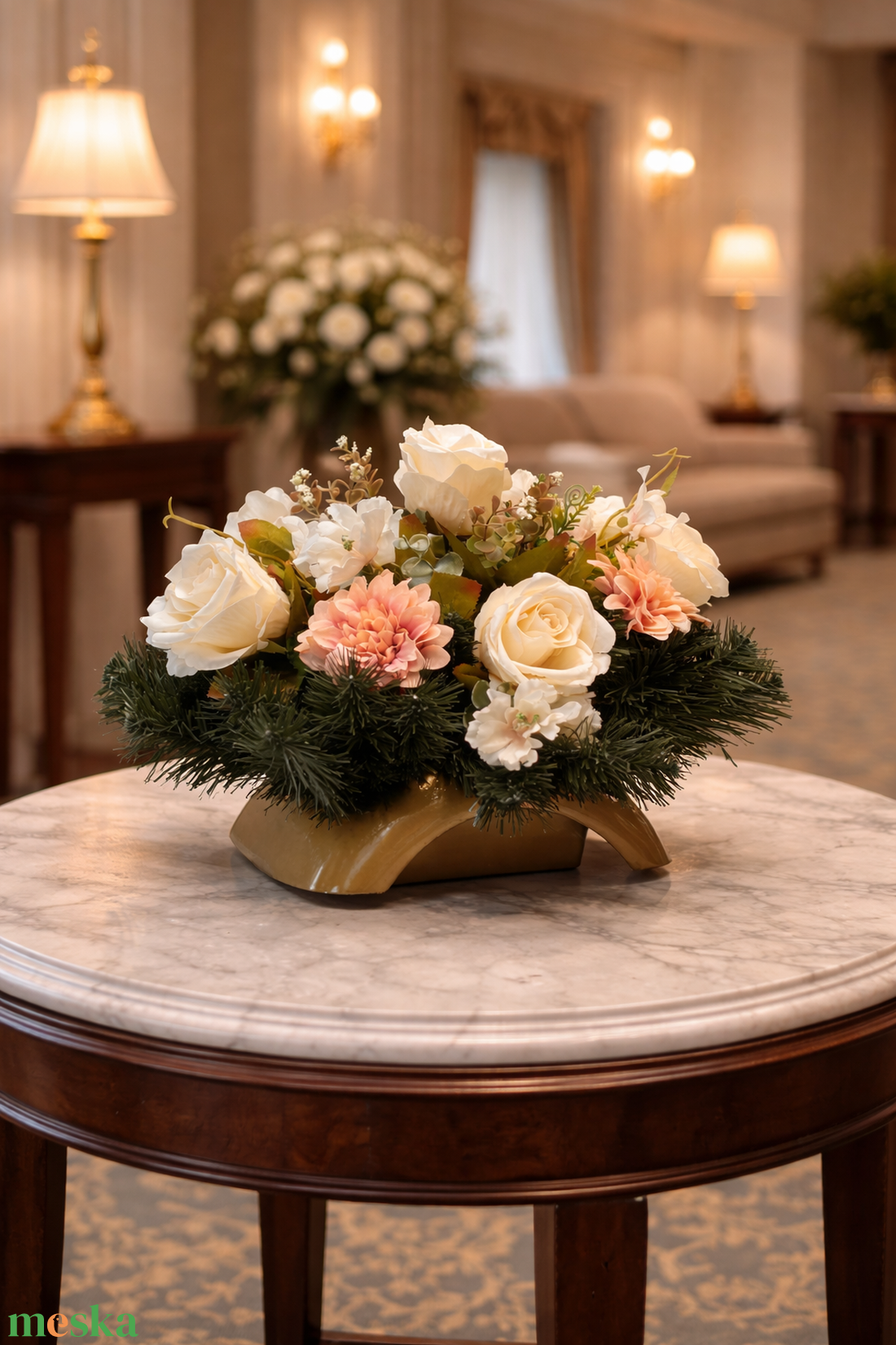 Barack�krém romantikus sírdísz művirágokkal - otthon & életmód - vallás - temetkezési tárgy - sírdísz, kegyeleti dísz - Meska.hu