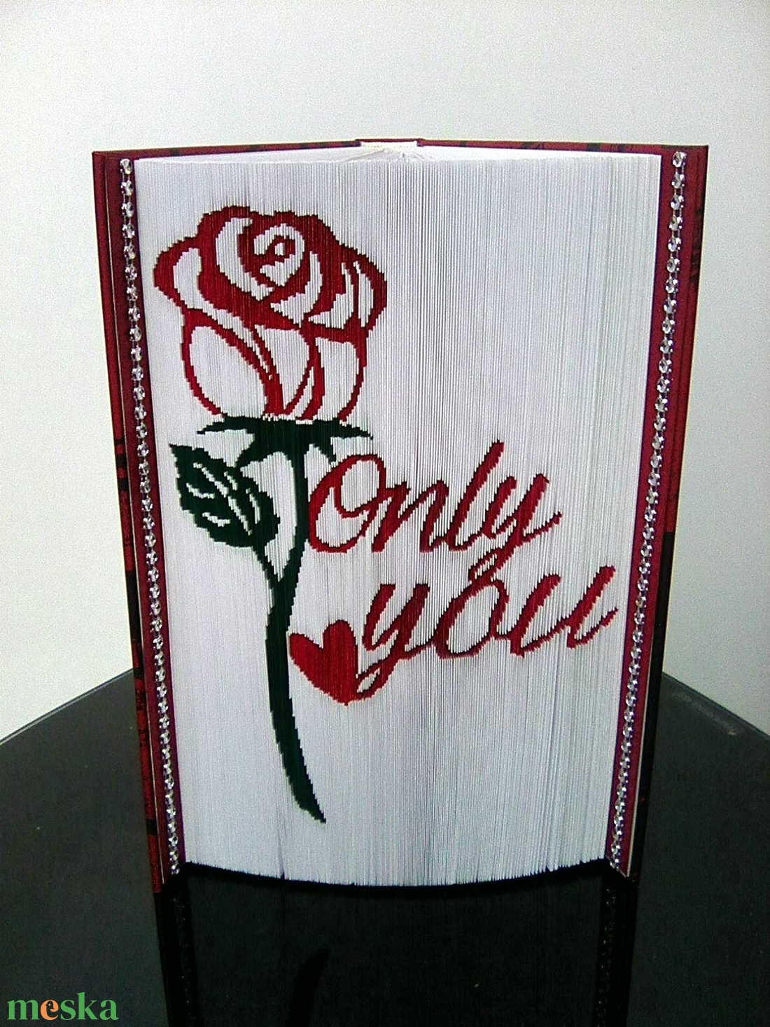 Only you - otthon & életmód - dekoráció - asztal és polc dekoráció - könyvszobor - Meska.hu Only you - otthon & életmód - dekoráció - asztal és polc dekoráció - könyvszobor - Meska.hu