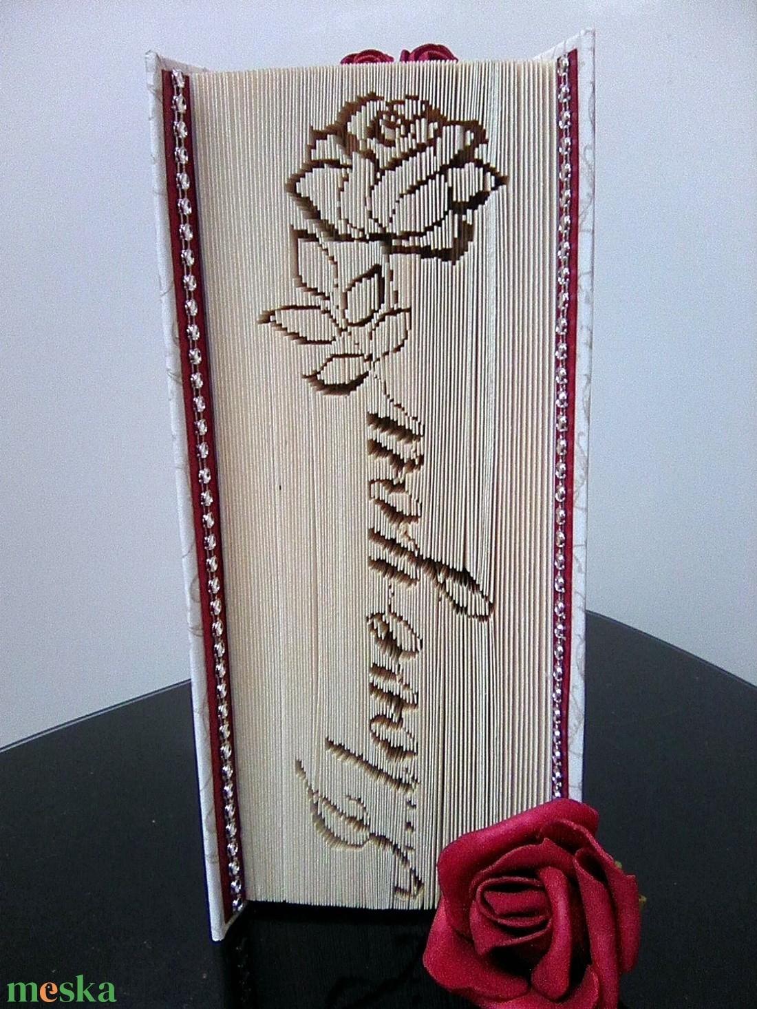 I love you felirat rózsával - otthon & életmód - dekoráció - asztal és polc dekoráció - könyvszobor - Meska.hu I love you felirat rózsával - otthon & életmód - dekoráció - asztal és polc dekoráció - könyvszobor - Meska.hu