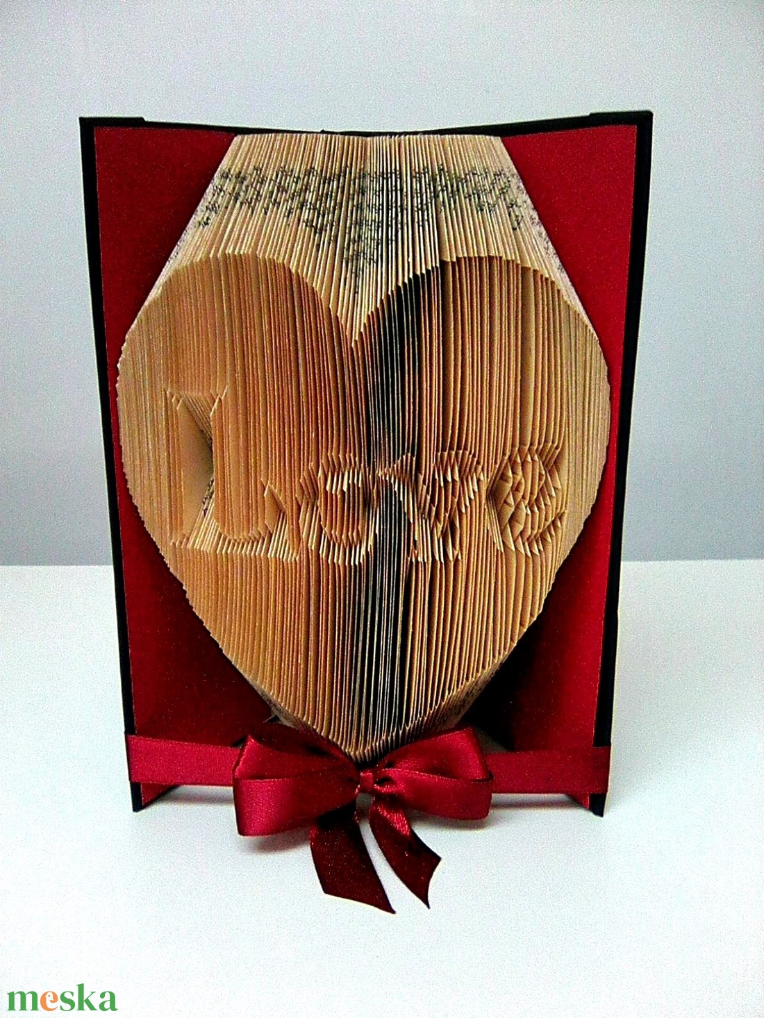 Szív LOVE felirattal - otthon & életmód - dekoráció - asztal és polc dekoráció - könyvszobor - Meska.hu