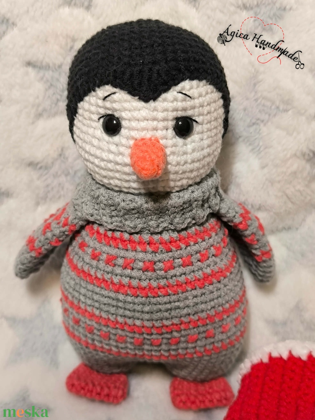 Horgolt pingvin � Ricsi, egyedi amigurumi figura levehető köpenyben - játék & sport - plüssállat & játékfigura - pingvin - Meska.hu
