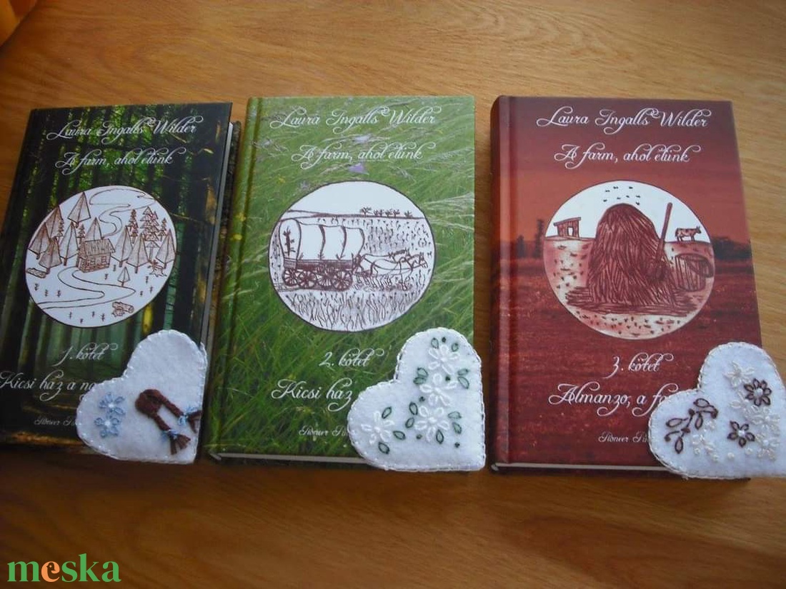 Szív alakú könyvjelző - könyv & zene - könyvjelző - Meska.hu Szív alakú könyvjelző - könyv & zene - könyvjelző - Meska.hu