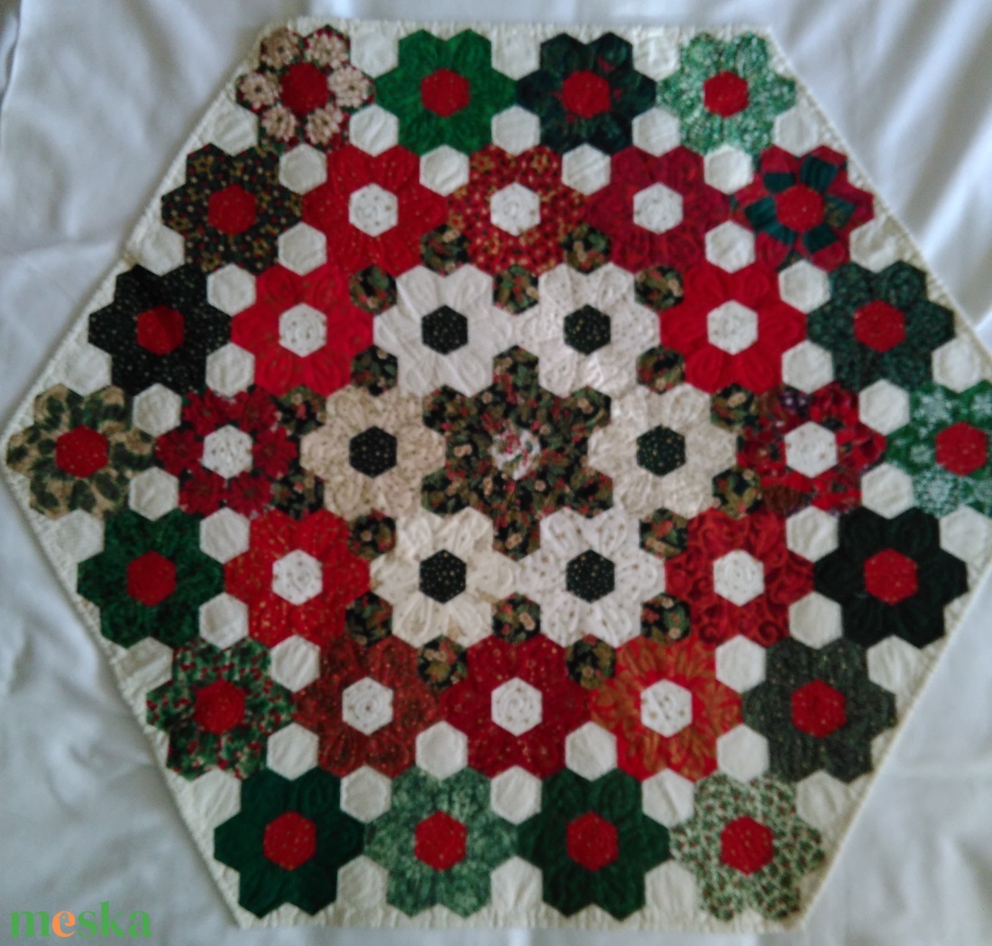 Karácsonyi terítő, falikép - karácsony - karácsonyi lakásdekoráció - ünnepi asztaldekoráció - Meska.hu Karácsonyi terítő, falikép - karácsony - karácsonyi lakásdekoráció - ünnepi asztaldekoráció - Meska.hu