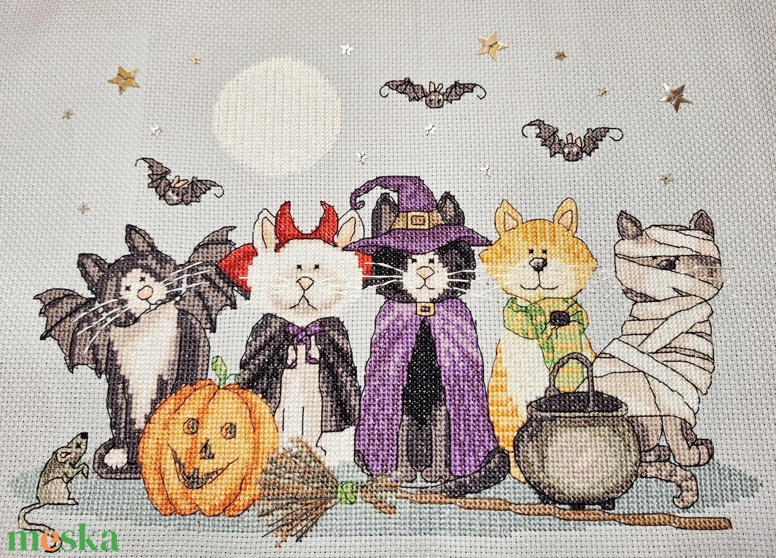 Halloween cats - művészet - textilkép - keresztszemes - Meska.hu