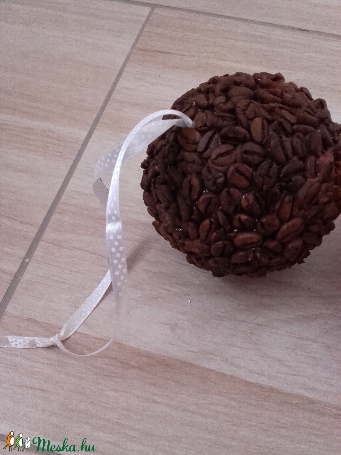 KÁVÉGÖMB, szemes kávés, dekoráció, falidísz RENDELHETŐ - otthon & életmód - dekoráció - fali és függő dekoráció - falra akasztható dekor - Meska.hu