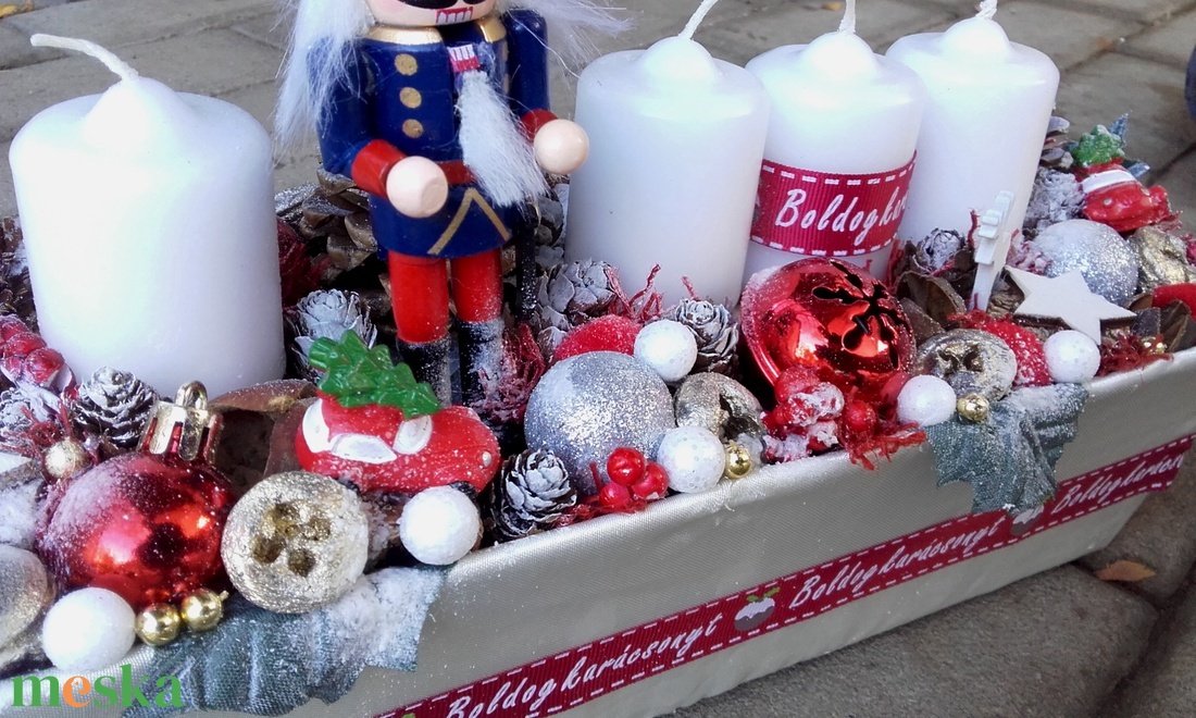 DIÓTÖRŐ Karácsonyi asztaldsz, adventi asztaldísz, koszorú, doboz, box karácsonyi dekoráció - karácsony - karácsonyi lakásdekoráció - karácsonyi lakásdíszek - Meska.hu DIÓTÖRŐ Karácsonyi asztaldsz, adventi asztaldísz, koszorú, doboz, box karácsonyi dekoráció - karácsony - karácsonyi lakásdekoráció - karácsonyi lakásdíszek - Meska.hu