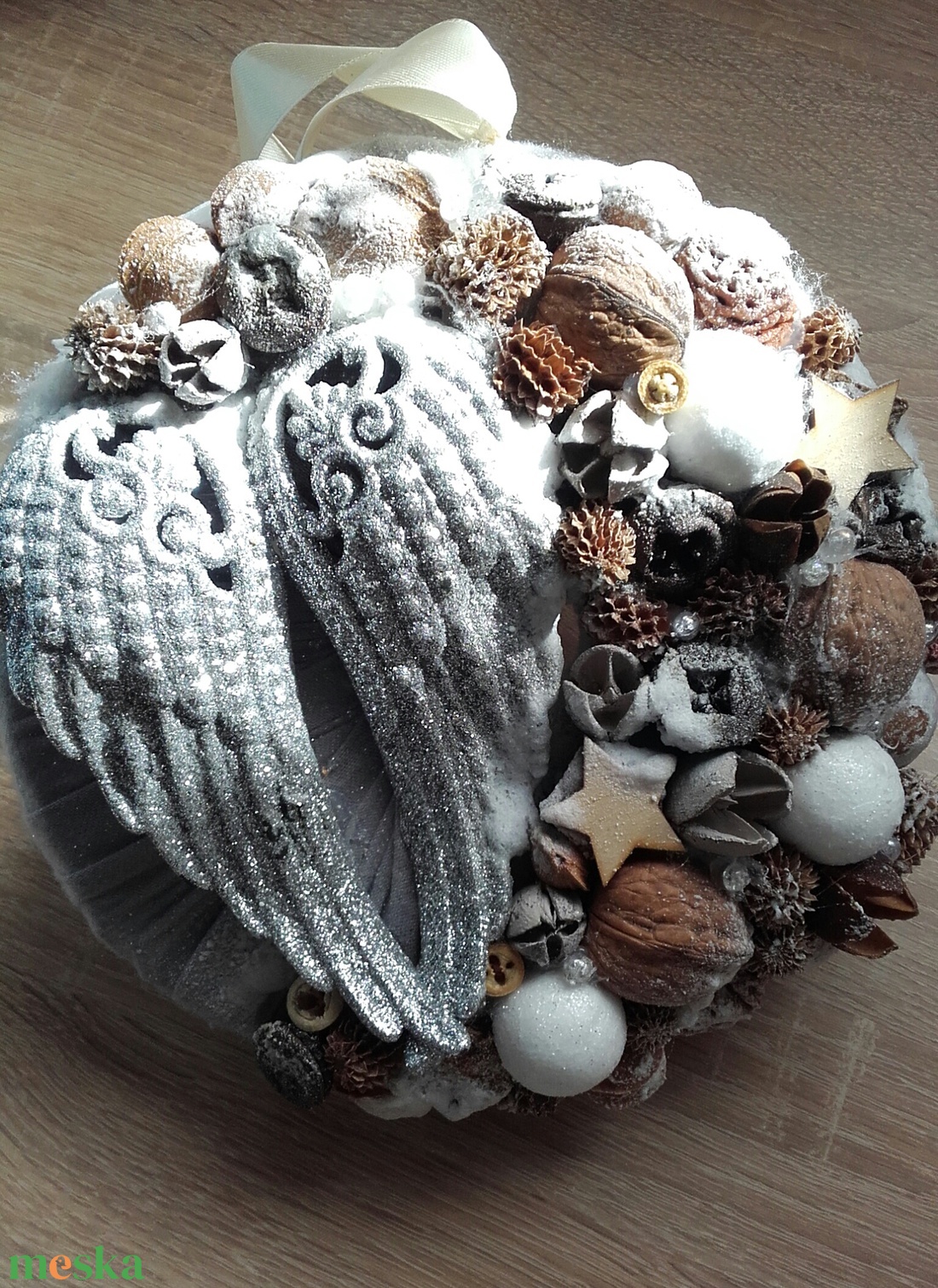 ANGYALSZÁRNY  ünnepi-karácsonyi-adventi kopogtató, ajtódísz, falidísz, koszorú RENDELHETŐ - karácsony - karácsonyi lakásdekoráció - karácsonyi ajtódíszek - Meska.hu