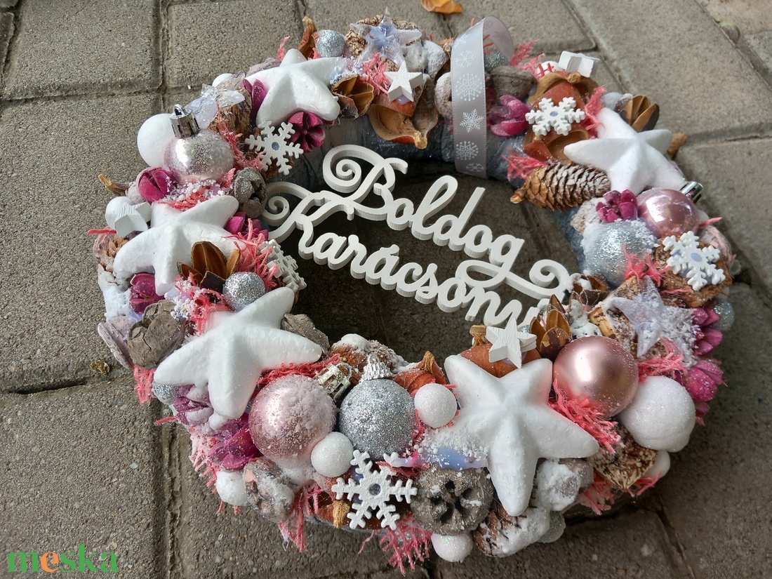BOLDOG KARÁCSONY rácsonyi- adventi ünnepi kopogtató, ajtódísz - diy (csináld magad) - szabásminta, útmutató - Meska.hu BOLDOG KARÁCSONY rácsonyi- adventi ünnepi kopogtató, ajtódísz - diy (csináld magad) - szabásminta, útmutató - Meska.hu