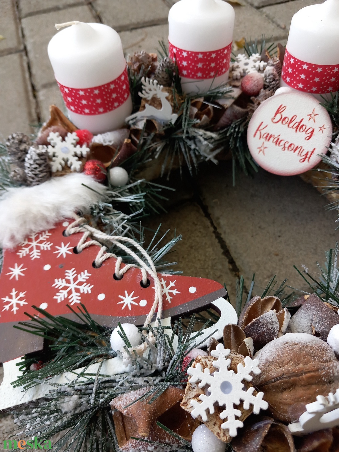 KORCSOLYA adventi koszorú, karácsonyi asztaldísz, koszorú, boxKÉSZTERMÉK - karácsony - adventi díszek - adventi asztaldísz - Meska.hu
