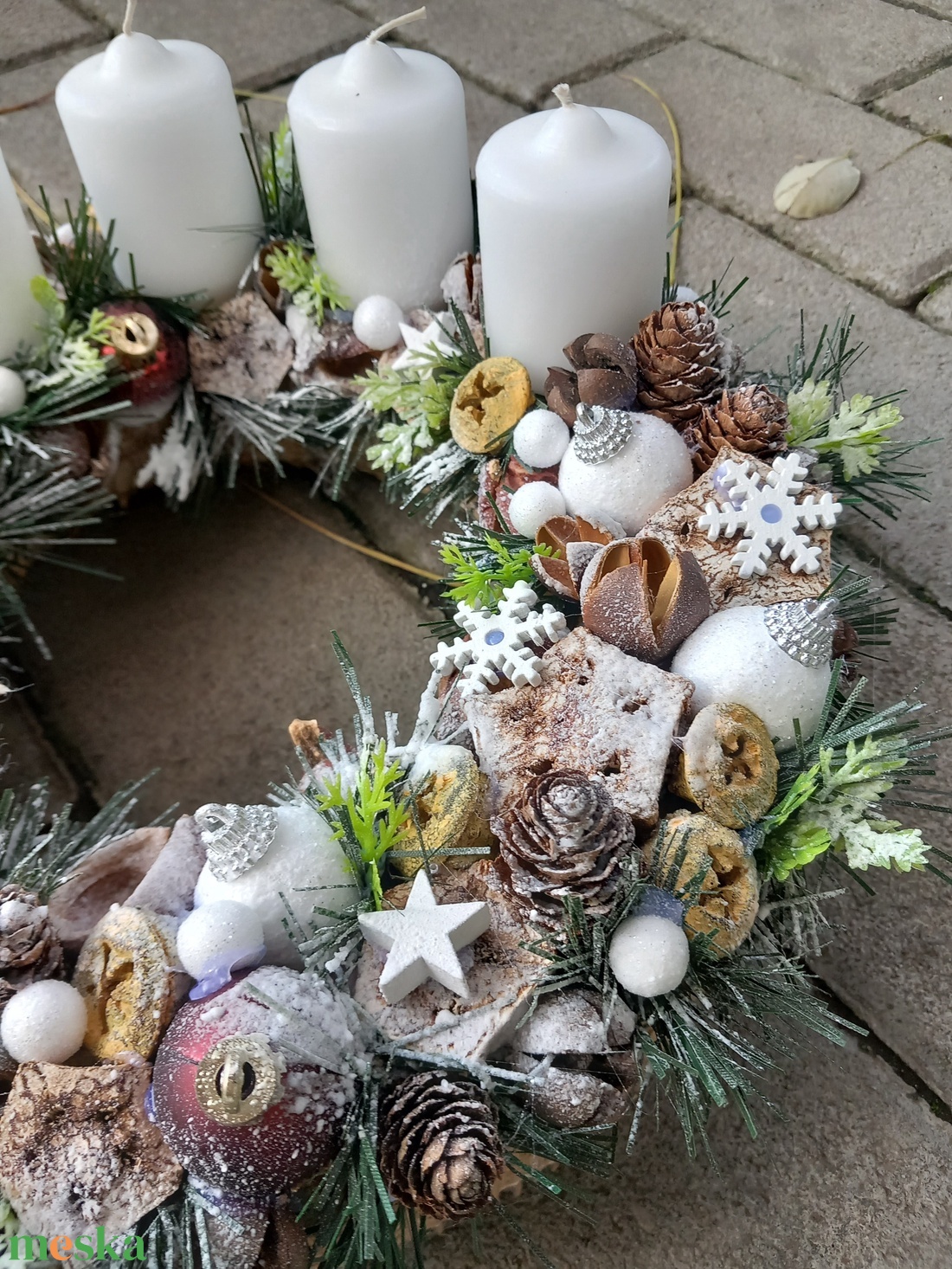 KARÁCSONYI SZERETET téli-kék adventi koszorú, adventi asztaldísz, ünnepi dekoráció, karácsonyi dísz - karácsony - adventi díszek - adventi koszorú - Meska.hu