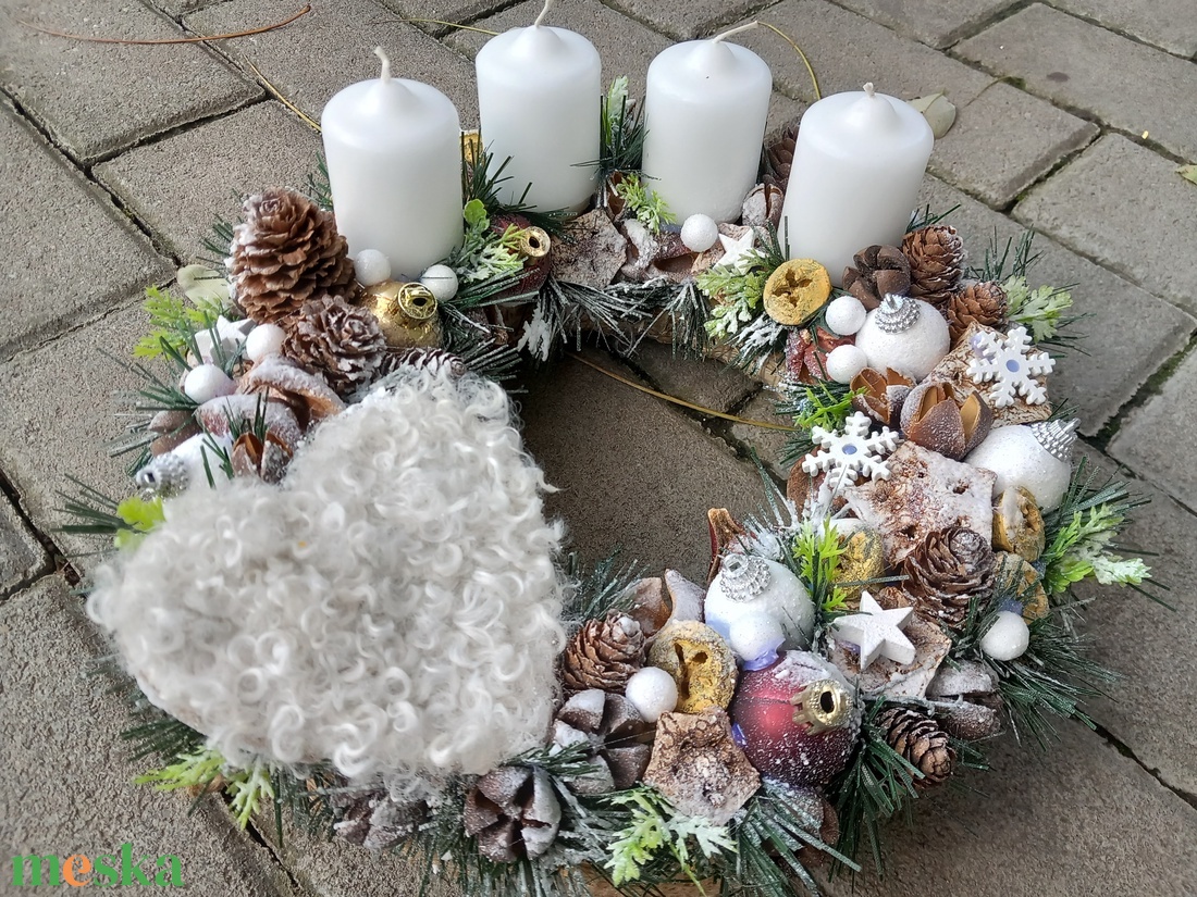 KARÁCSONYI SZERETET téli-kék adventi koszorú, adventi asztaldísz, ünnepi dekoráció, karácsonyi dísz - karácsony - adventi díszek - adventi koszorú - Meska.hu