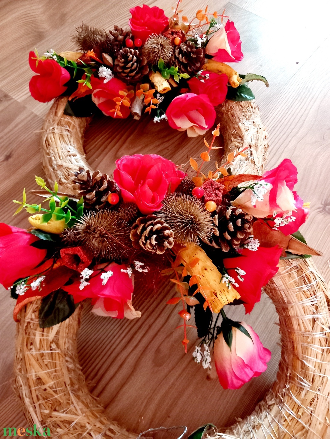 MINDENSZENTEK sírdísz, sírkoszorú, kegyeleti dísz, őszi koszorú, kegyeleti koszorú, halottak napjafalidísz  - otthon & életmód - vallás - temetkezési tárgy - sírkoszorú, kegyeleti koszorú - Meska.hu