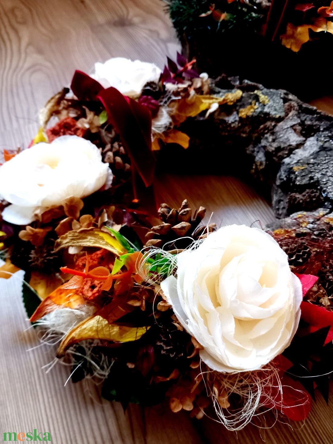 MINDENSZENTEK sírdísz, sírkoszorú, kegyeleti dísz, őszi koszorú, kegyeleti koszorú, halottak napjafalidísz  - otthon & életmód - vallás - temetkezési tárgy - sírkoszorú, kegyeleti koszorú - Meska.hu