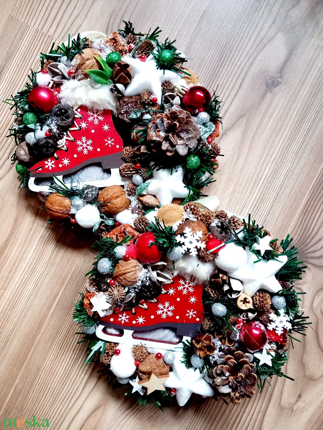 HÚZZ KORCSOLYÁT adventi dísz, adventi koszorú, adventi kopogtató, karácsonyi ajtódísz, karácsonyi kopogtató KÉSZTERMÉK - karácsony - karácsonyi lakásdekoráció - karácsonyi ajtódíszek - Meska.hu