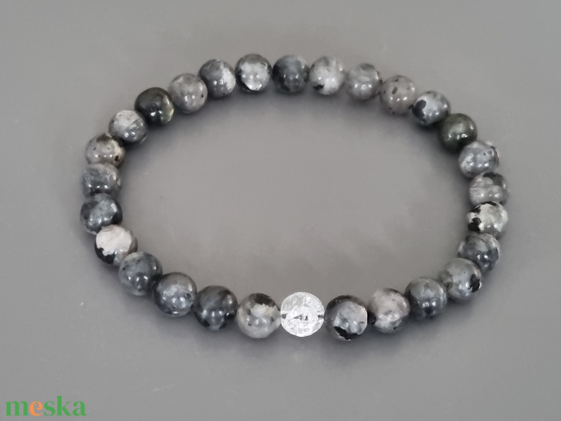 Larvikit ásványkarkötő, elegáns, drágakő, ásvány, ajándék, nőnek - ékszer - karkötő - charm karkötő - Meska.hu Larvikit ásványkarkötő, elegáns, drágakő, ásvány, ajándék, nőnek - ékszer - karkötő - charm karkötő - Meska.hu