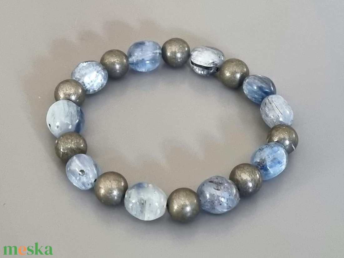 Kianit és pirit karkötő, ásvány, ajándék, nőknek, karácsony, Meska - ékszer - karkötő - gyöngyös karkötő - Meska.hu