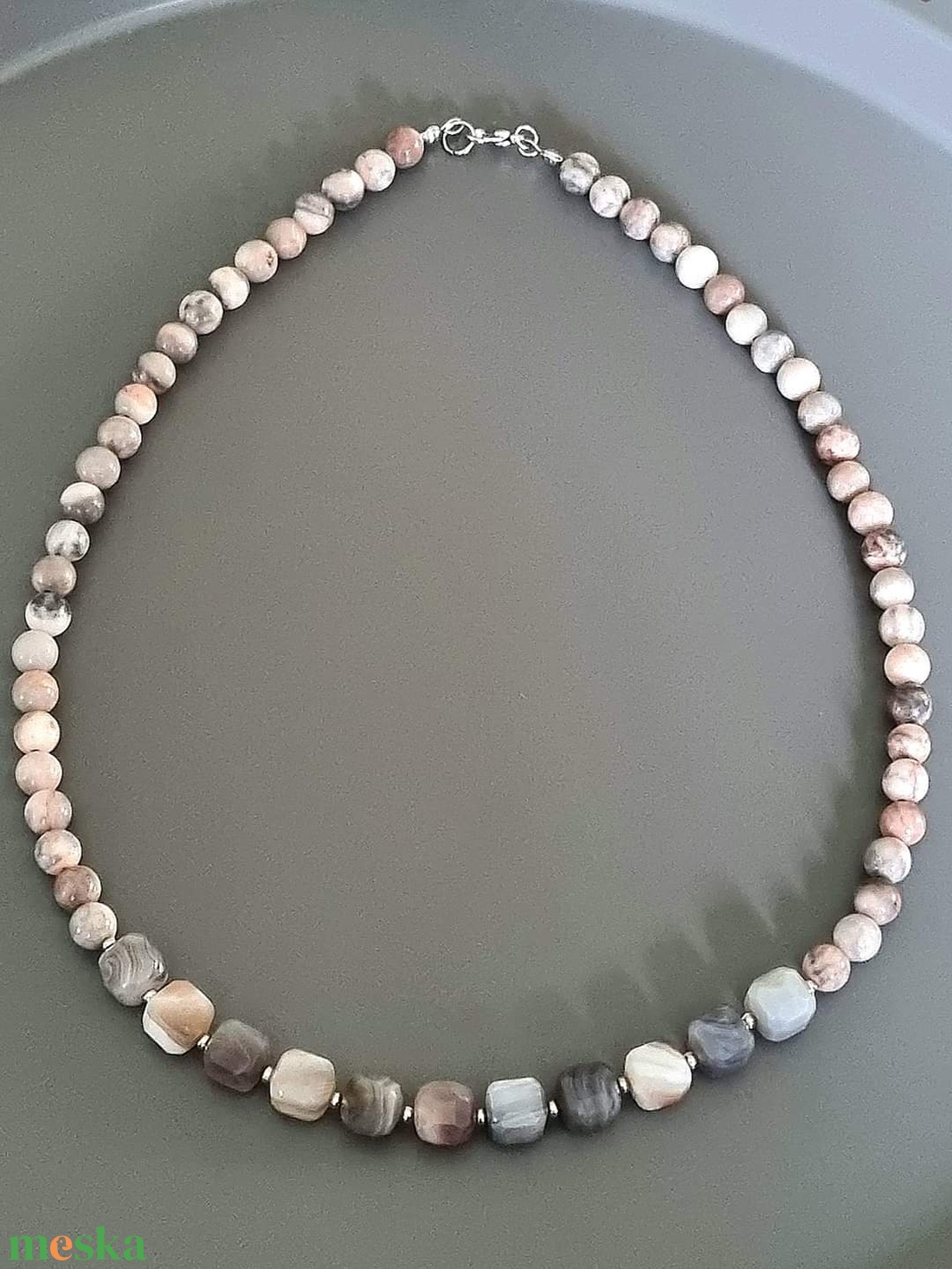 Botswana achát nyaklánc, luxus, elegáns, ajándék, gyöngy, karácsony - ékszer - karkötő - gyöngyös karkötő - Meska.hu Botswana achát nyaklánc, luxus, elegáns, ajándék, gyöngy, karácsony - ékszer - karkötő - gyöngyös karkötő - Meska.hu