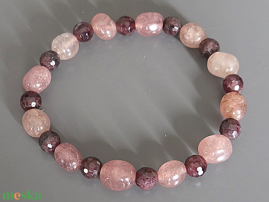 Hematitos kvarc és gránát karkötő , ajándék, nőnek, lánynak, karácsony - ékszer - karkötő - charm karkötő - Meska.hu