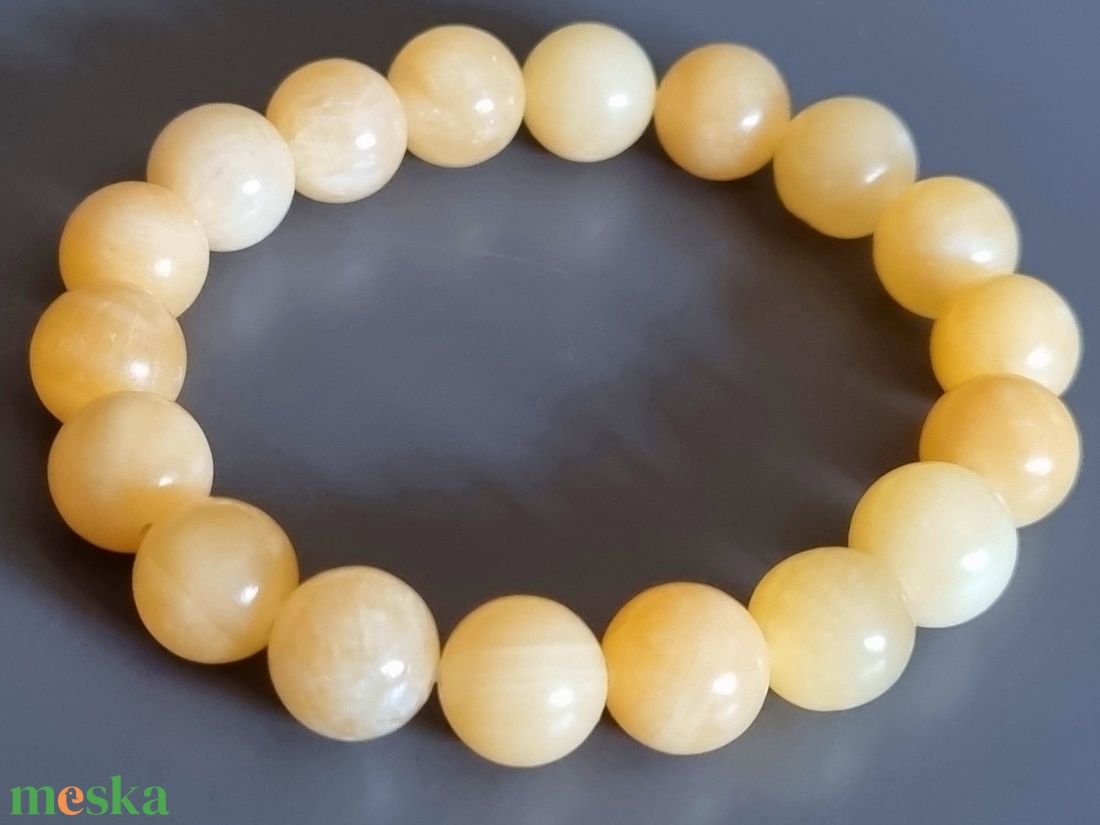 Narancs kalcit karkötő, elegáns, drágakő, ásvány, ajándék, nőnek - ékszer - karkötő - gyöngyös karkötő - Meska.hu