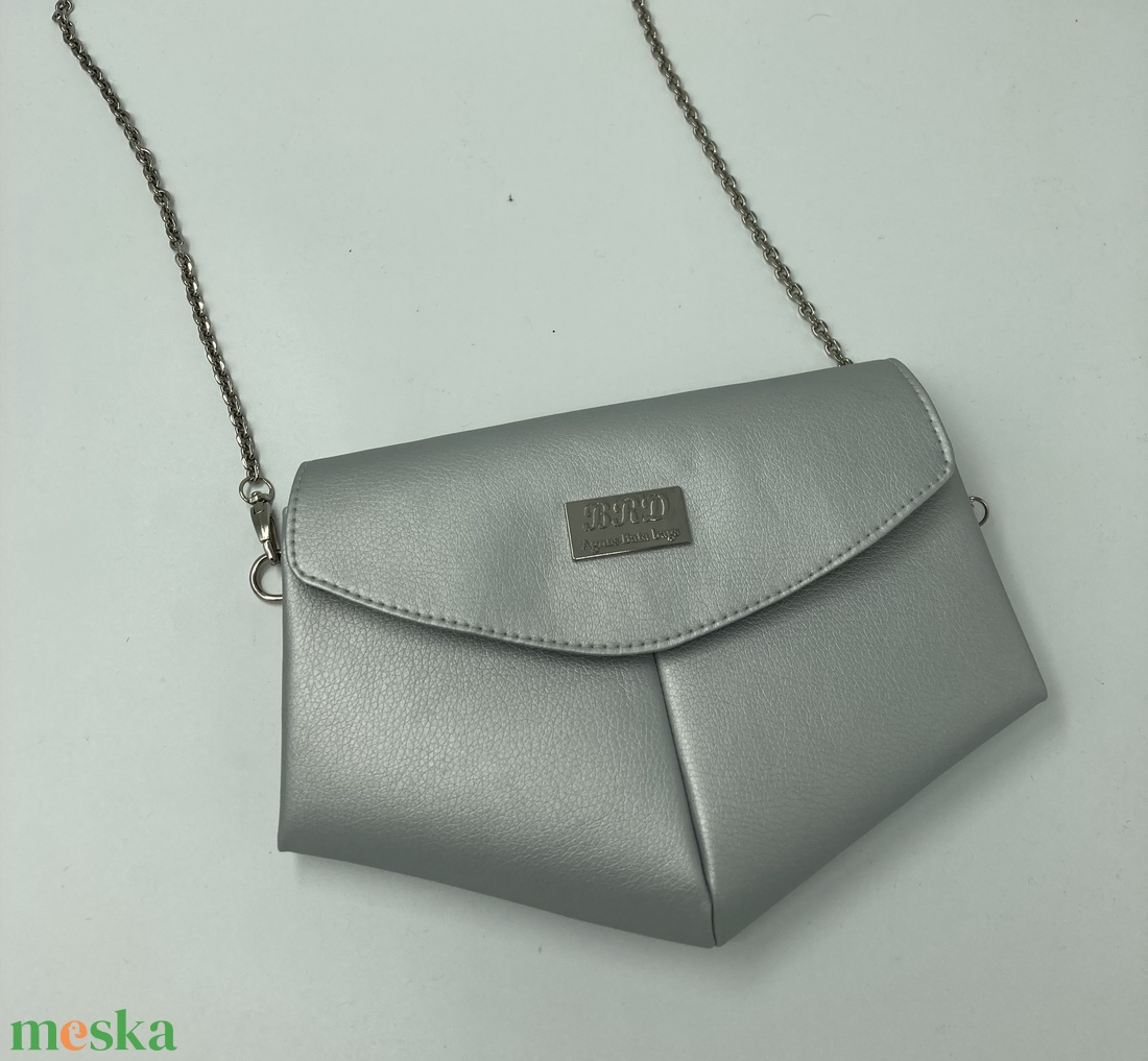 Skye crossbody táska - táska & tok - kézitáska & válltáska - vállon átvethető táska - Meska.hu