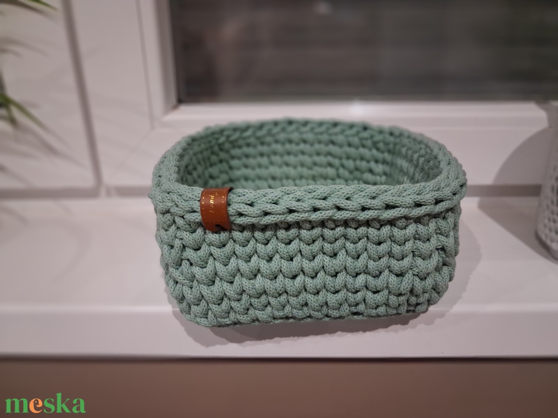 Horgolt tároló - táska & tok - kézitáska & válltáska - kézitáska - Meska.hu