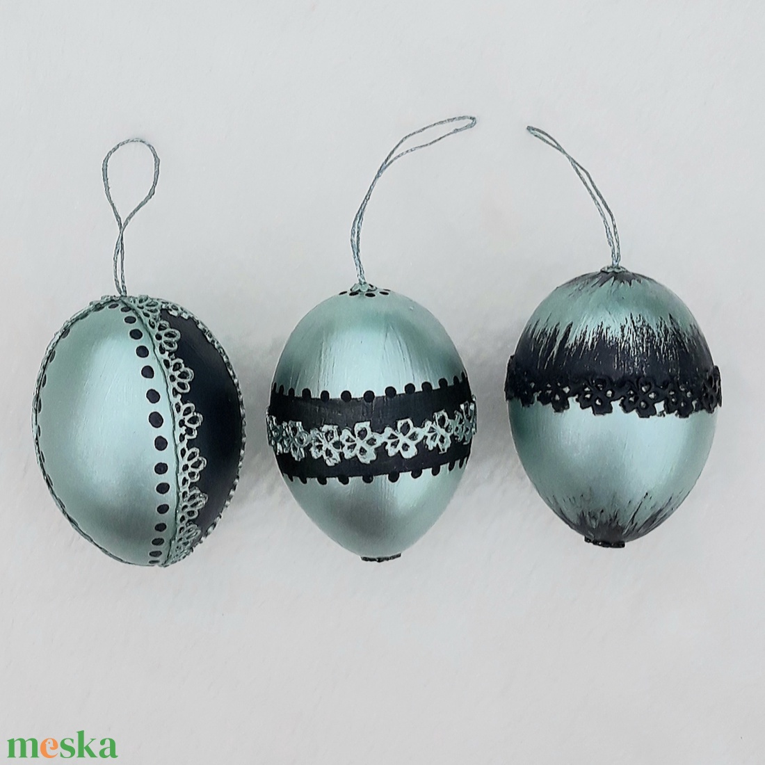 Metál húsvéti tojás 3 db türkiz - otthon & életmód - dekoráció - fali és függő dekoráció - függődísz - Meska.hu