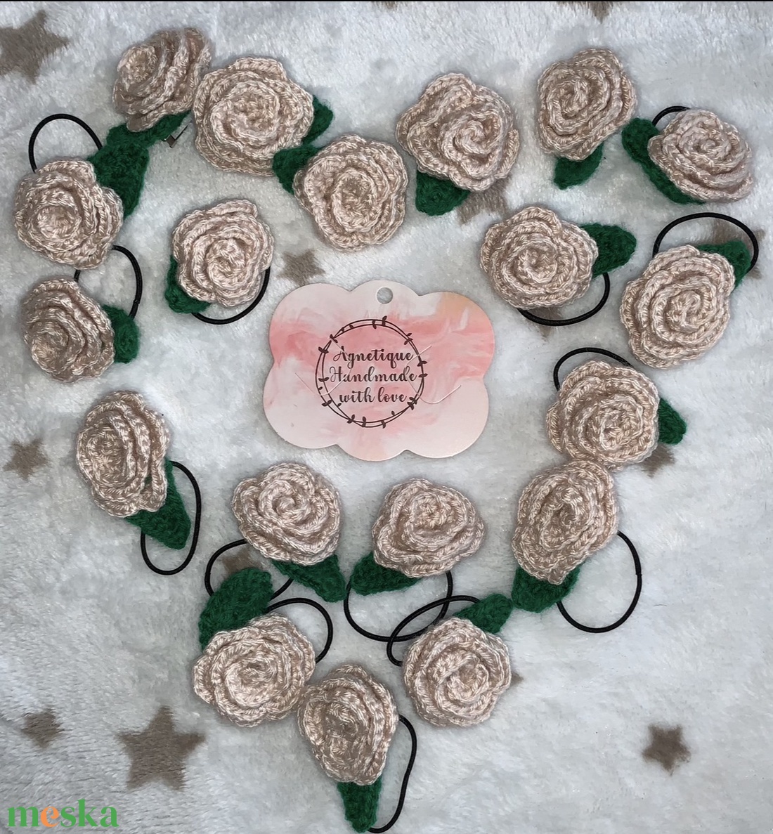 Horgolt rózsás hajgumi - ruha & divat - hajdísz & hajcsat - hajgumi - Meska.hu