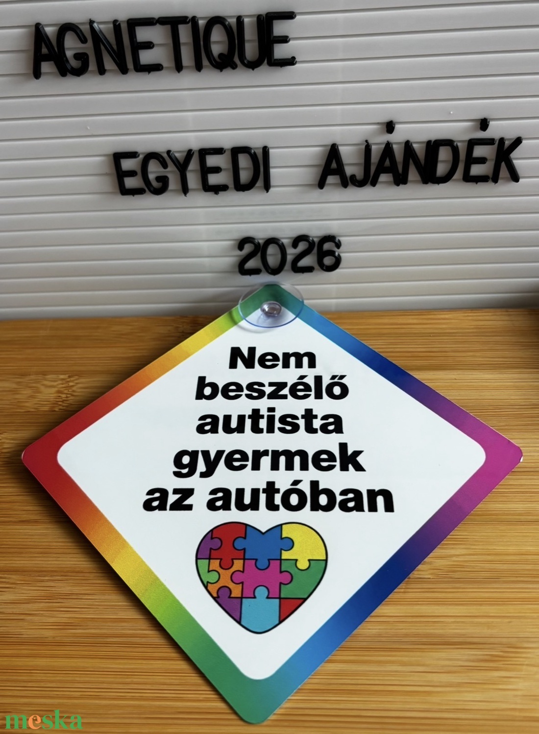 Figyelem felkeltő autós tábla (autista gyermek) - otthon & életmód - autó - autós matrica - Meska.hu