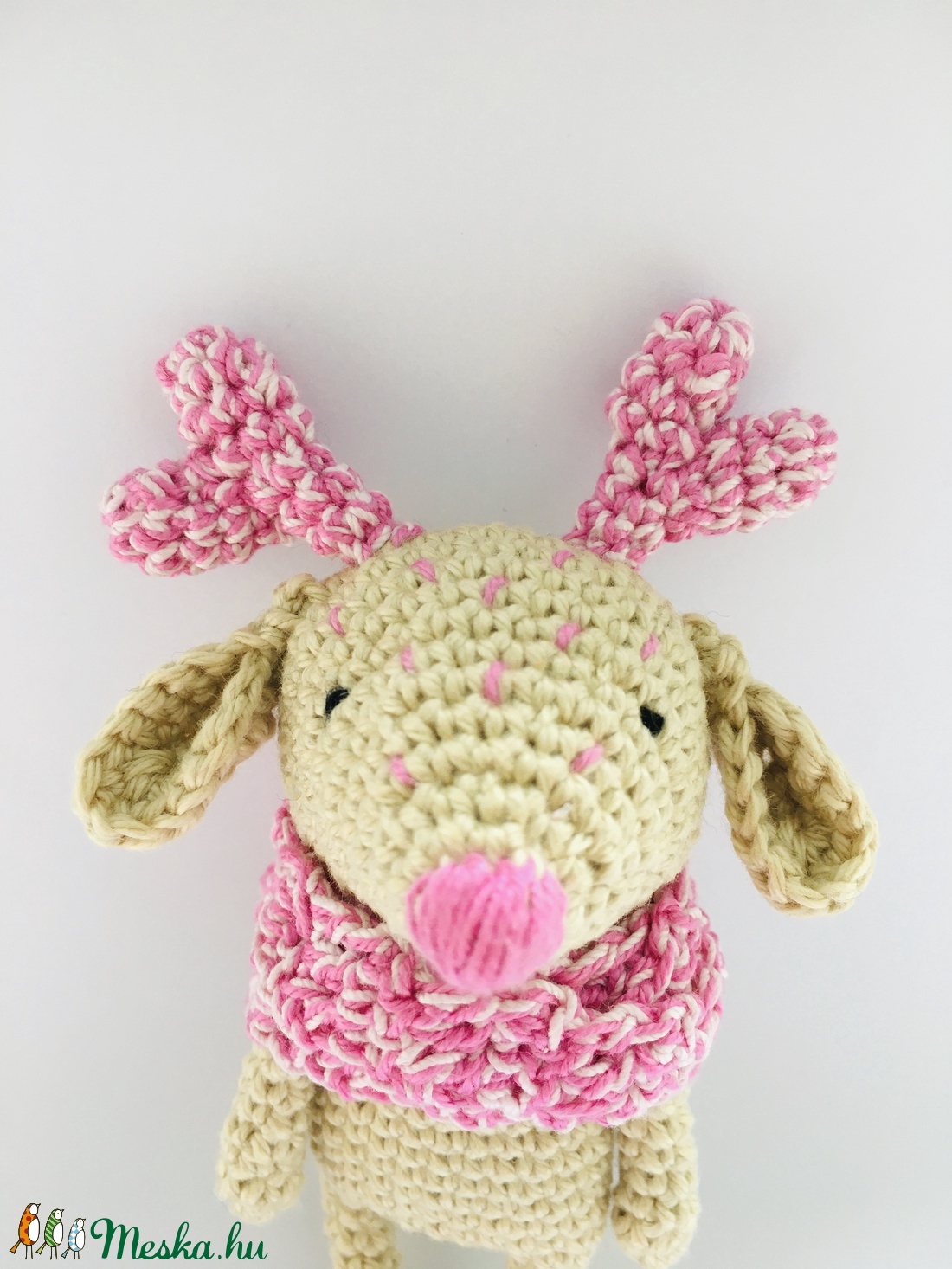Horgolt rénszarvas figura színes sállal - Amigurumi szarvas rózsaszín sállal - játék & sport - plüssállat & játékfigura - más figura - Meska.hu Horgolt rénszarvas figura színes sállal - Amigurumi szarvas rózsaszín sállal - játék & sport - plüssállat & játékfigura - más figura - Meska.hu