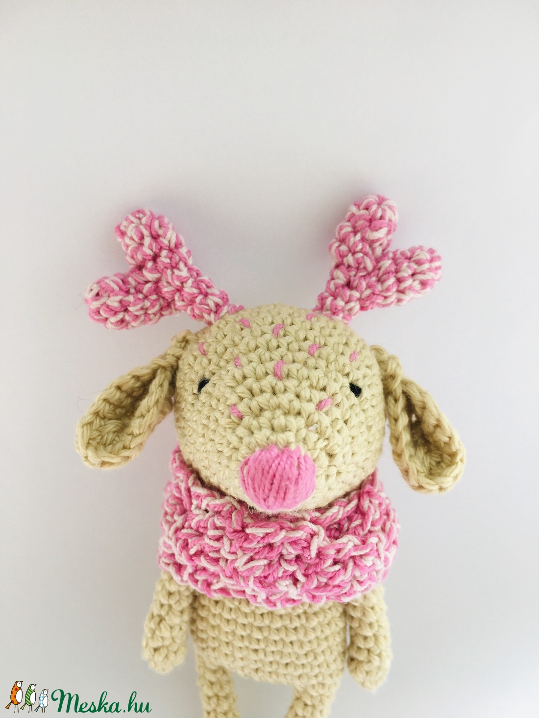 Horgolt rénszarvas figura színes sállal - Amigurumi szarvas rózsaszín sállal - játék & sport - plüssállat & játékfigura - más figura - Meska.hu Horgolt rénszarvas figura színes sállal - Amigurumi szarvas rózsaszín sállal - játék & sport - plüssállat & játékfigura - más figura - Meska.hu