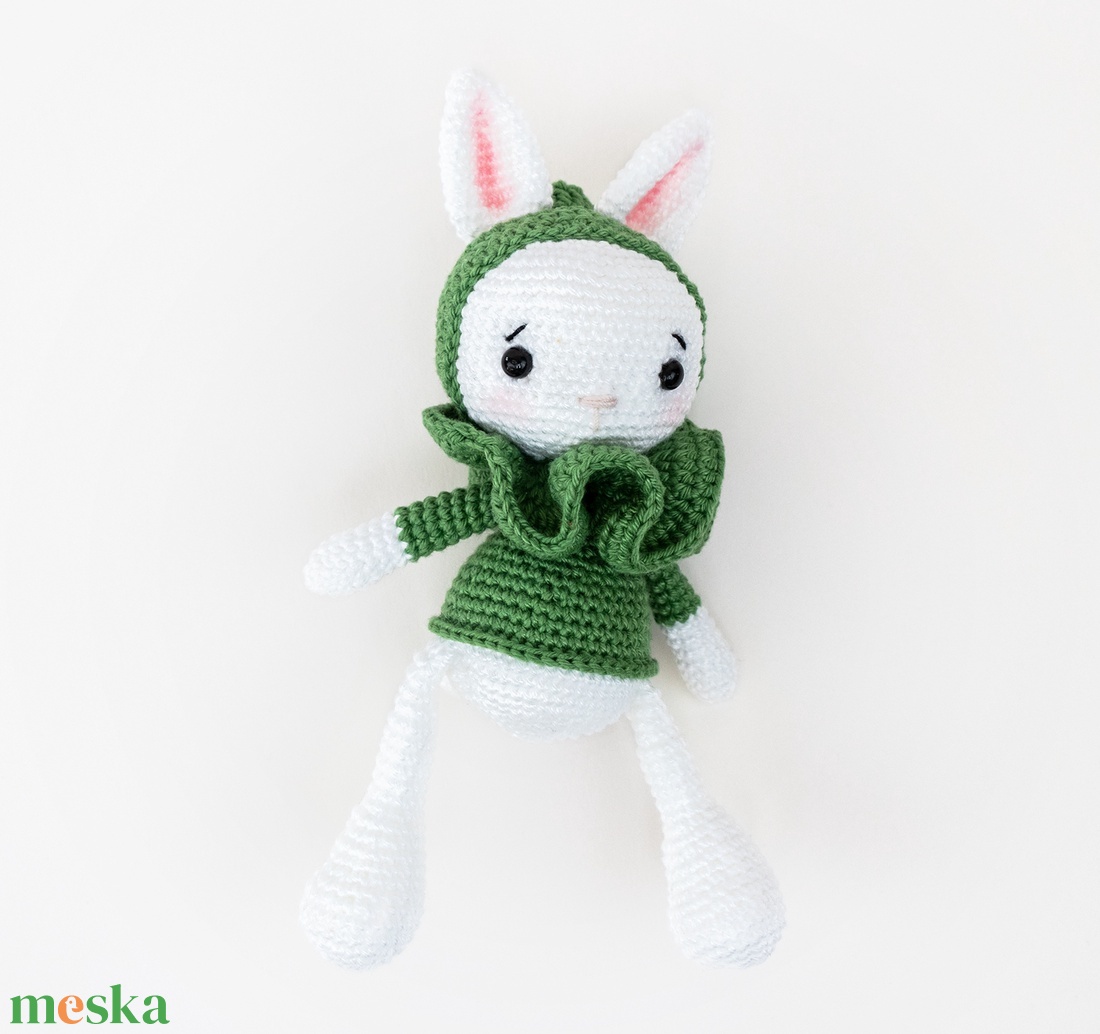 Horgolt zöld nyuszi sapkában - Amigurumi kisnyuszi hosszú lábakkal zöld színben - játék & sport - plüssállat & játékfigura - nyuszi - Meska.hu Horgolt zöld nyuszi sapkában - Amigurumi kisnyuszi hosszú lábakkal zöld színben - játék & sport - plüssállat & játékfigura - nyuszi - Meska.hu