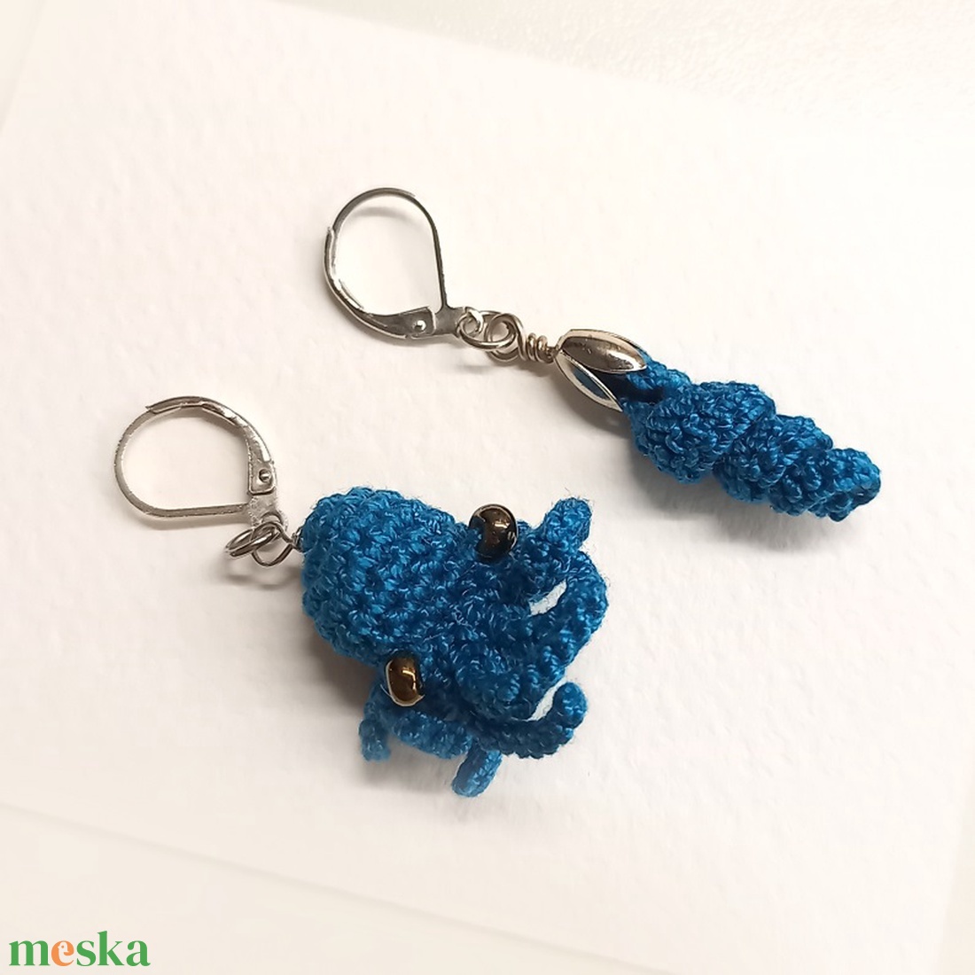 Kicsi polip, és egy csáp, horgolt fülbevaló - ékszer - fülbevaló - lógó fülbevaló - Meska.hu