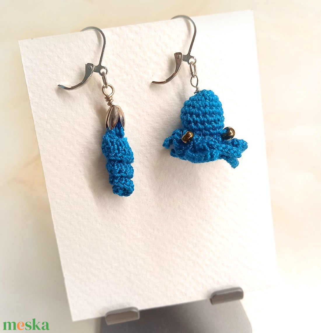 Kicsi polip, és egy csáp, horgolt fülbevaló - ékszer - fülbevaló - lógó fülbevaló - Meska.hu