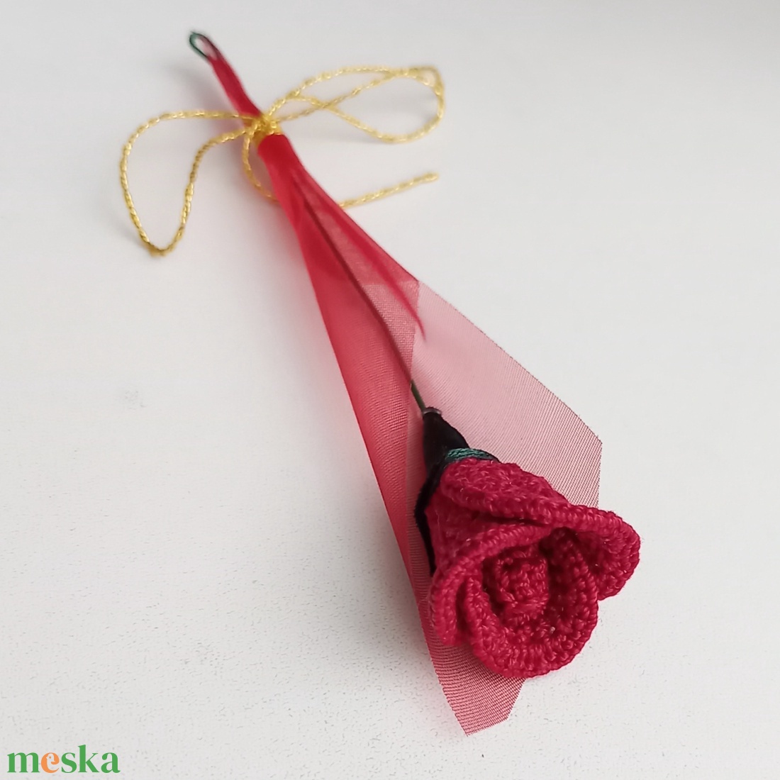 Horgolt csipke rózsa, 13cm, örök rózsa, rendelhető - otthon & életmód - dekoráció - virágdísz és tartó - csokor & virágdísz - Meska.hu