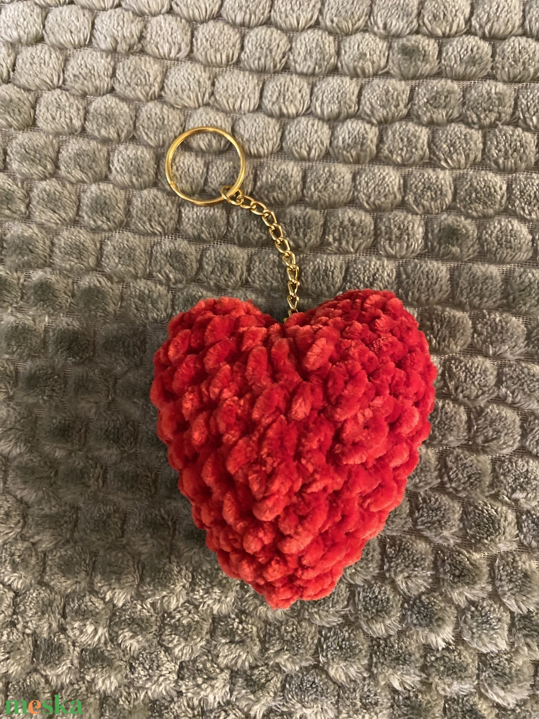 Zsenília horgolt szív - táska & tok - kulcstartó & táskadísz - kulcstartó - Meska.hu