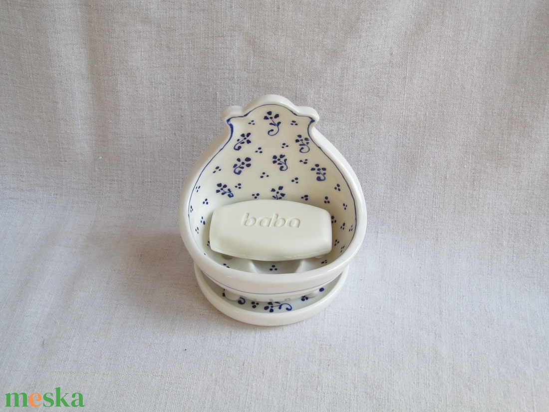 Szappantartó, kék virágokkal és pettyekkel - otthon & életmód - fürdőszoba - szappantartó - Meska.hu Szappantartó, kék virágokkal és pettyekkel - otthon & életmód - fürdőszoba - szappantartó - Meska.hu