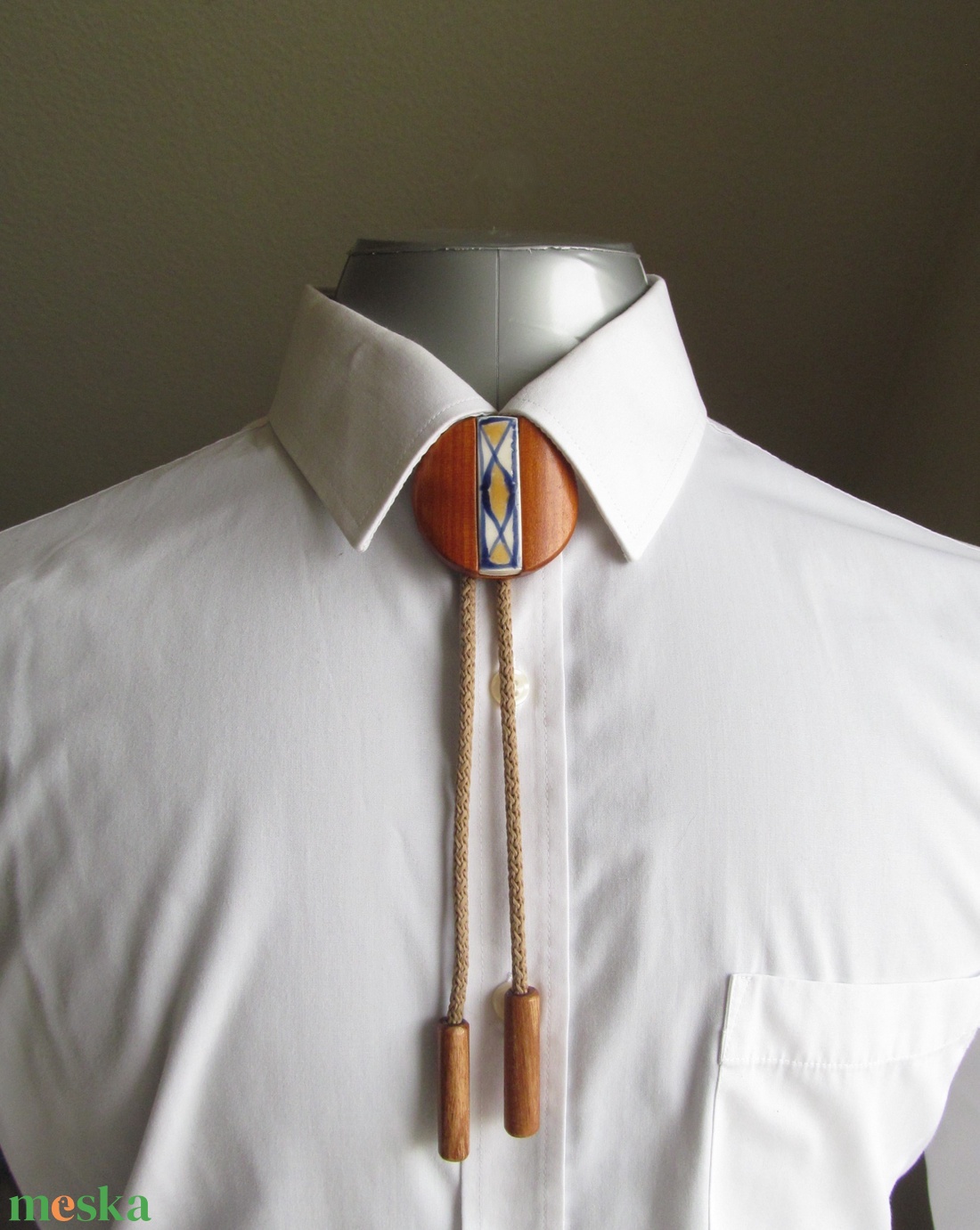 Bolo nyakkendő, kék írókás, sárga betéttel - ruha & divat - férfi ruha - nyakkendő - Meska.hu