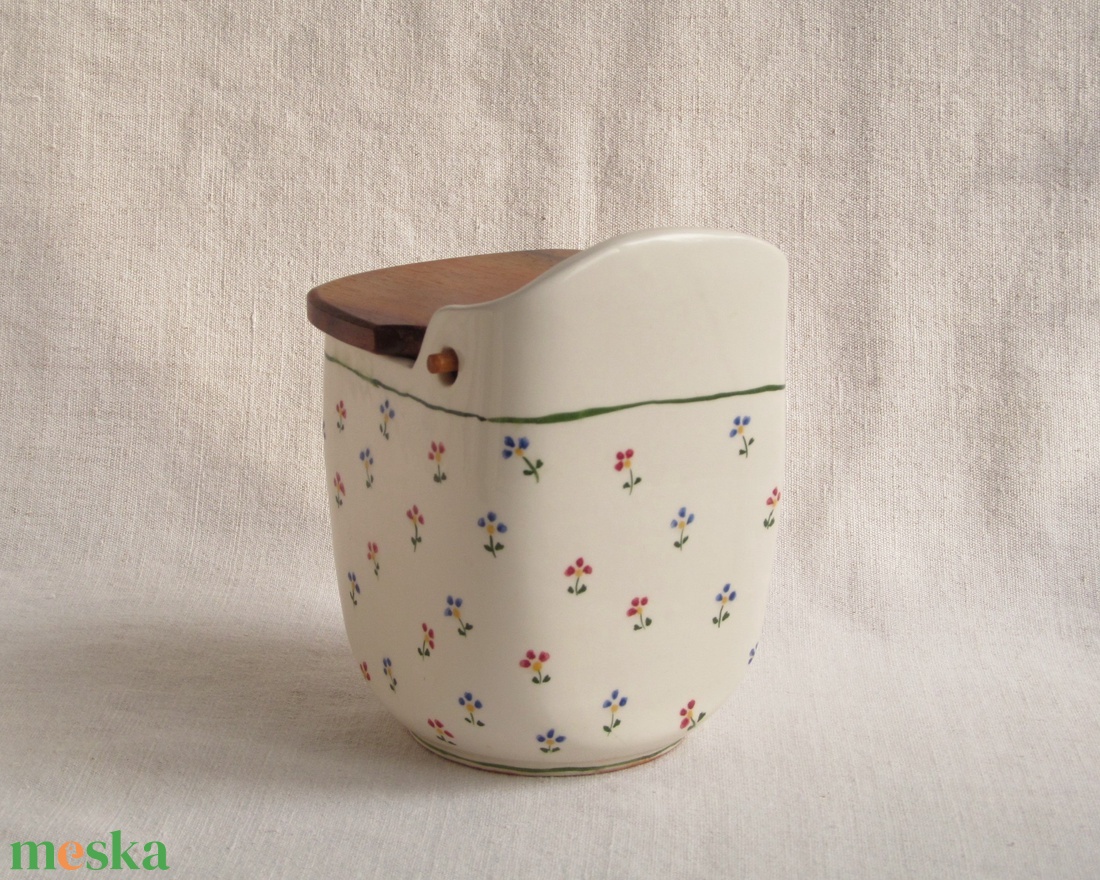 Kerámia sótartó, cukortartó fa fedéllel, virágos díszítéssel - otthon & életmód - konyhafelszerelés, tálalás - konyhai tárolás - fűszertartó - Meska.hu