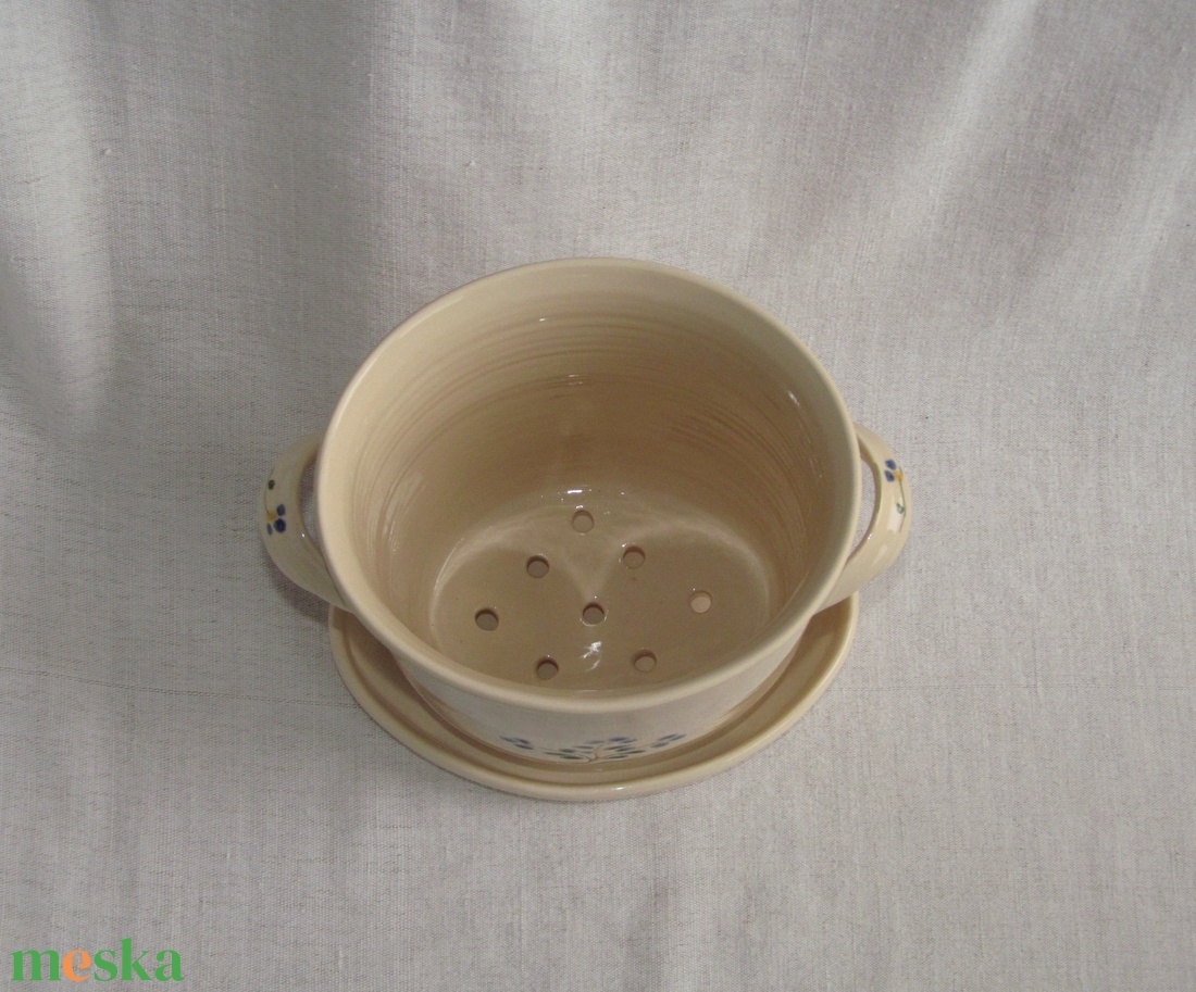 Evőeszköz szárító,  mélyített díszítéssel, kék festett virágokkal - táska & tok - uzsonna- & ebéd tartó - evőeszköz tartó - Meska.hu