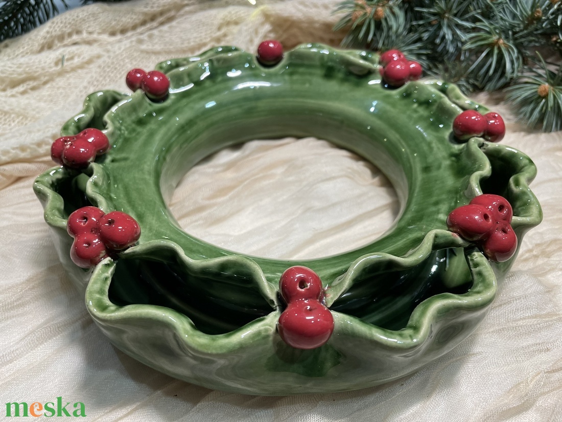 Kézzel Készült Karácsonyi Asztali Kerámia Koszorú Fenyőágakhoz - karácsony - adventi díszek - adventi gyertyadíszek és koszorúdíszek - Meska.hu Kézzel Készült Karácsonyi Asztali Kerámia Koszorú Fenyőágakhoz - karácsony - adventi díszek - adventi gyertyadíszek és koszorúdíszek - Meska.hu