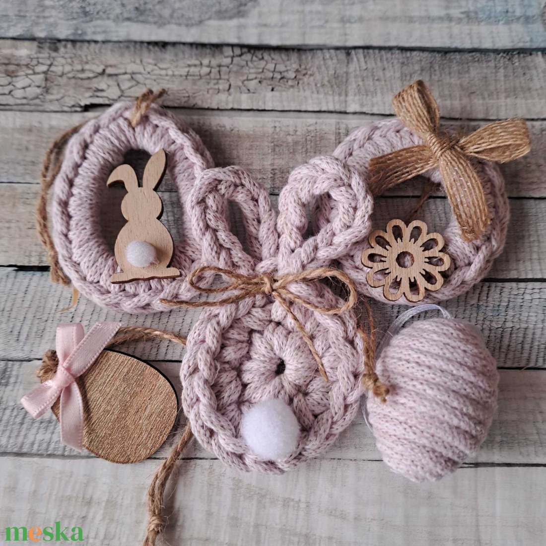 Húsvéti horgolt díszek dobozban - ünnepi díszek, dekorációk - húsvéti díszek és dekorációk - húsvéti tojásfadíszek - Meska.hu