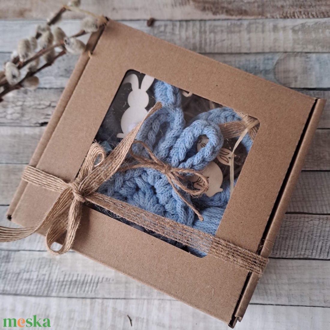 Húsvéti horgolt díszek dobozban - ünnepi díszek, dekorációk - húsvéti díszek és dekorációk - húsvéti tojásfadíszek - Meska.hu