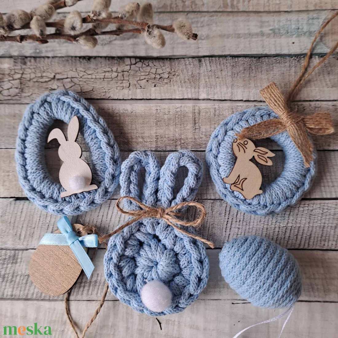 Húsvéti horgolt díszek dobozban - ünnepi díszek, dekorációk - húsvéti díszek és dekorációk - húsvéti tojásfadíszek - Meska.hu