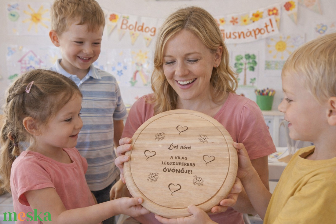 Vágódeszka óvónéninek, pedagógusnapra, ballagásra - otthon & életmód - konyhafelszerelés, tálalás - sütés, főzés - vágódeszka - Meska.hu