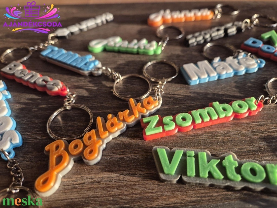 Személyre szabott kulcstartók névvel � tökéletes ajándék bárkinek! - táska & tok - kulcstartó & táskadísz - kulcstartó - Meska.hu