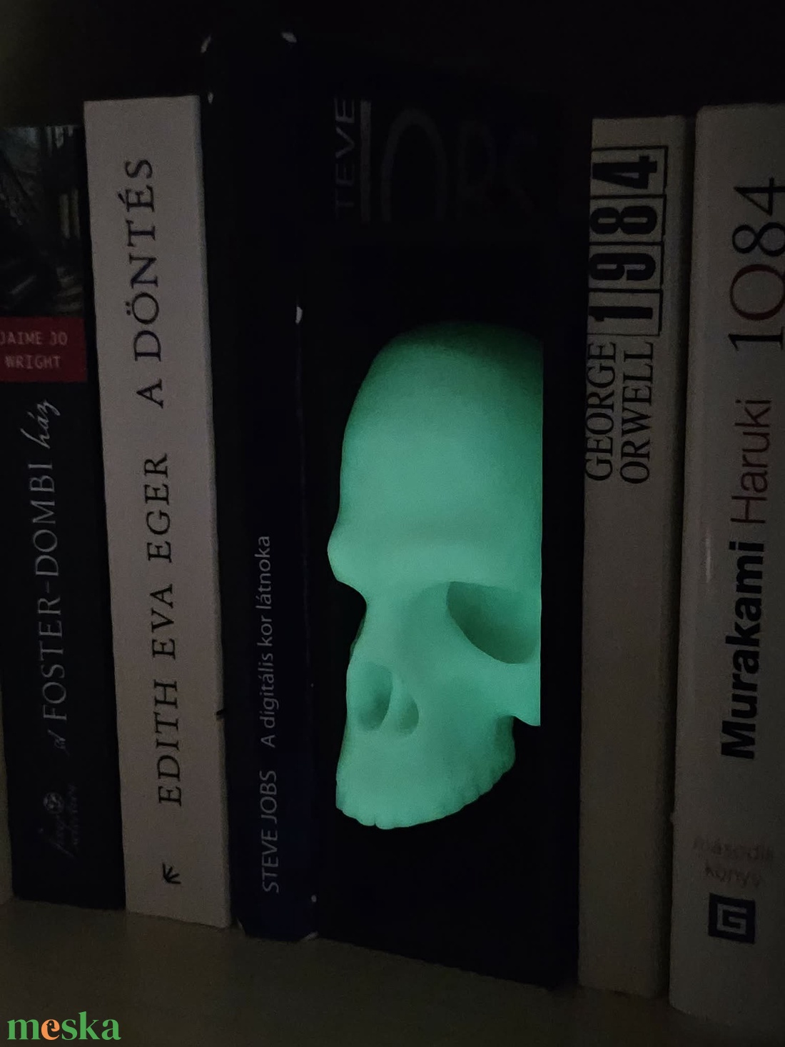 sötétben világító koponyás könyvtámasz - otthon & életmód - dekoráció - asztal és polc dekoráció - könyvtámasz - Meska.hu